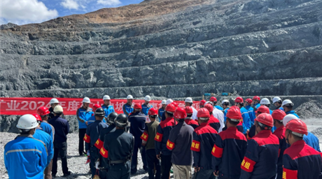 海鑫矿业成功开展矿山边坡垮塌事故应急演练