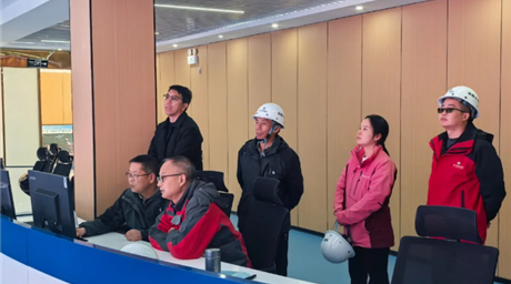 严把安全关 平安度双节 | 集团安全环保部赴海鑫矿业开展节前安全检查工作