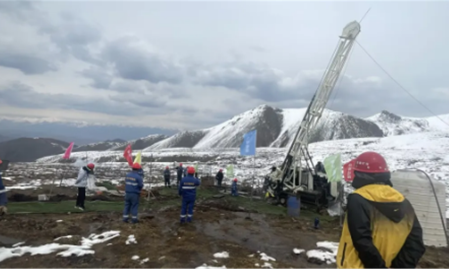 号角吹响！松树南沟金矿东矿区勘探首钻告捷，擂响“吨金矿山”建设奋进鼓